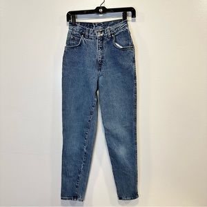 Levi’s mom jeans 90s vintage stonewash denim high rise blue jeans women’s jeans!